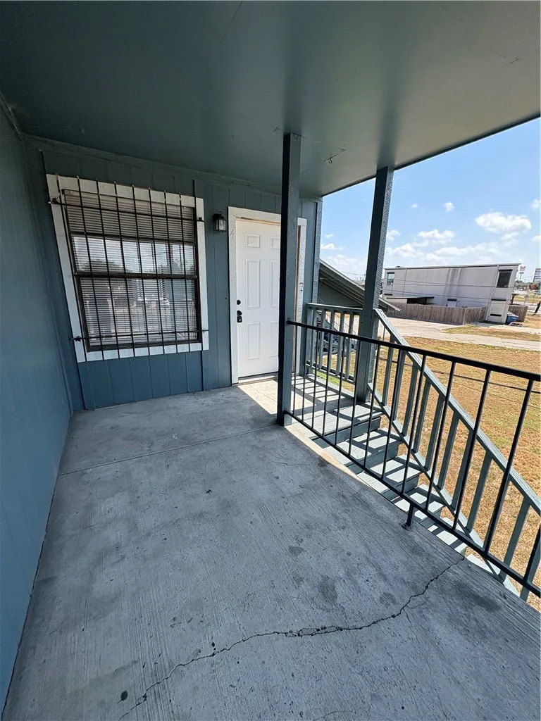 4218 Calallen Drive #4 Corpus Christi, TX 78410