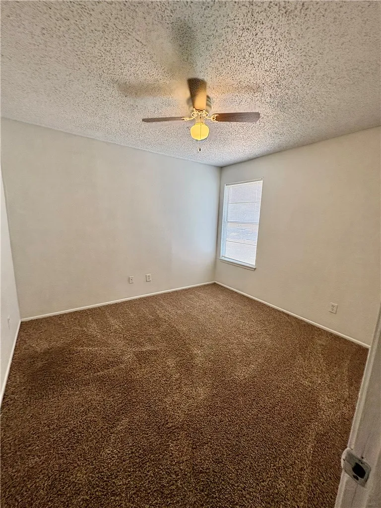 4218 Calallen Drive #4 Corpus Christi, TX 78410