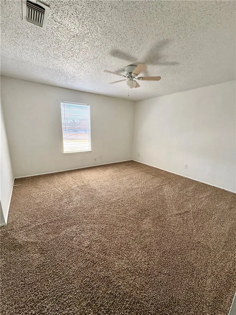 4218 Calallen Drive #4 Corpus Christi, TX 78410