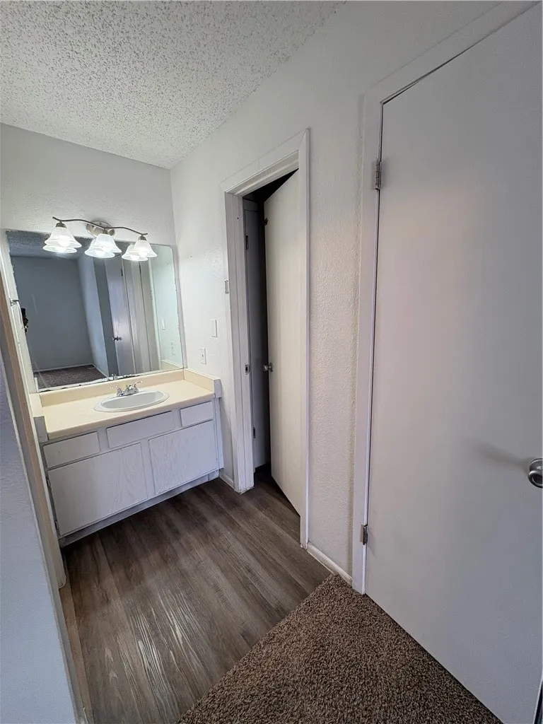 4218 Calallen Drive #4 Corpus Christi, TX 78410