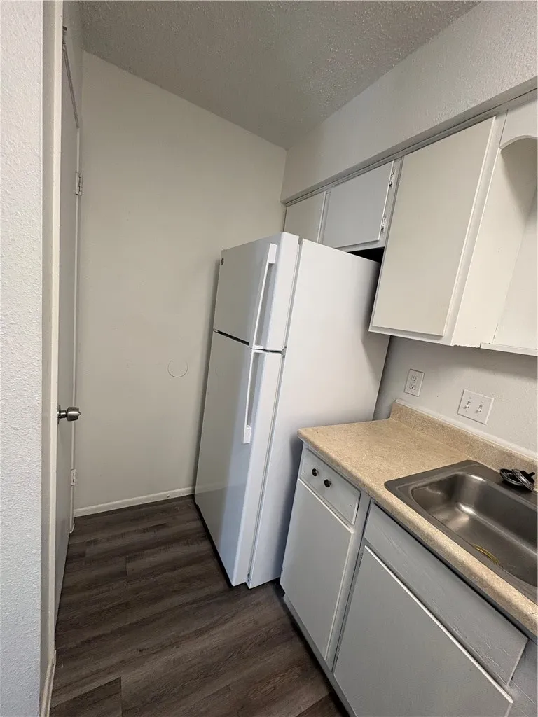 4218 Calallen Drive #4 Corpus Christi, TX 78410