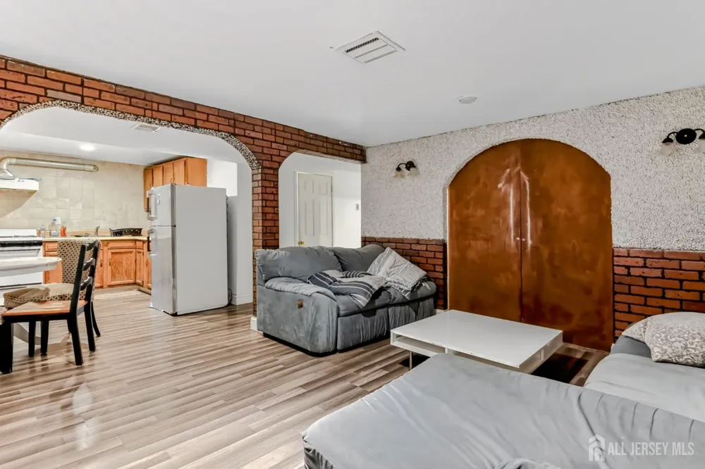 37 Caroline Drive South River, NJ 08882