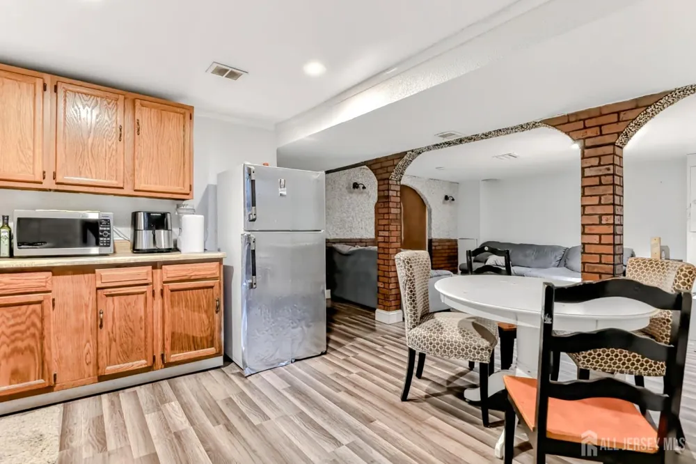 37 Caroline Drive South River, NJ 08882