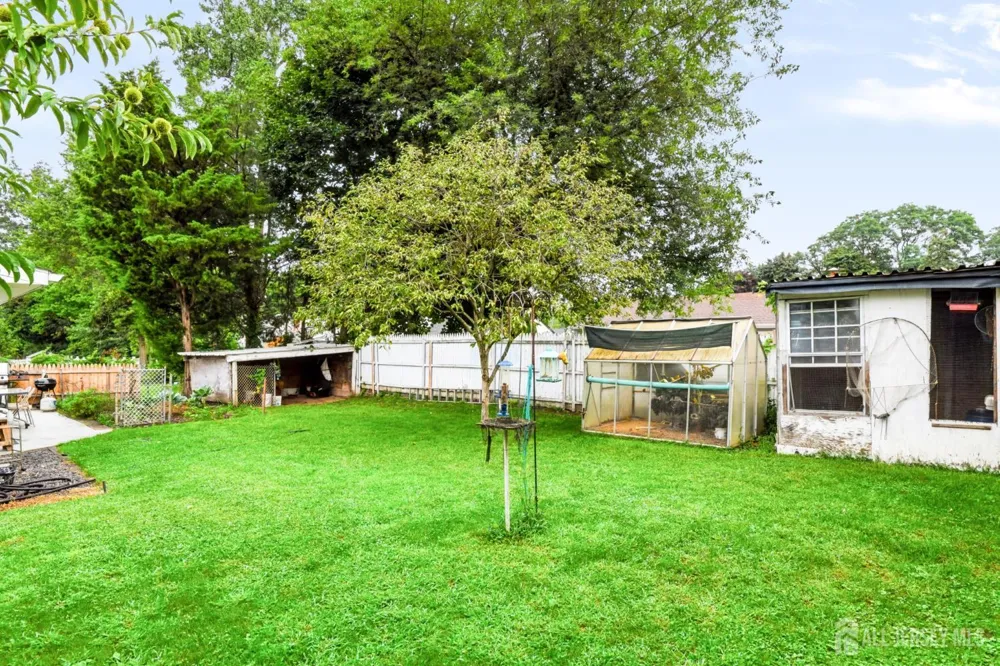 37 Caroline Drive South River, NJ 08882