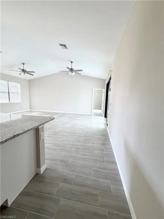 2609 NE 5th Place Cape Coral, FL 33909