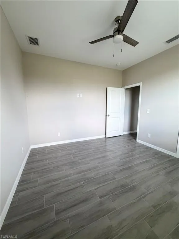 2609 NE 5th Place Cape Coral, FL 33909