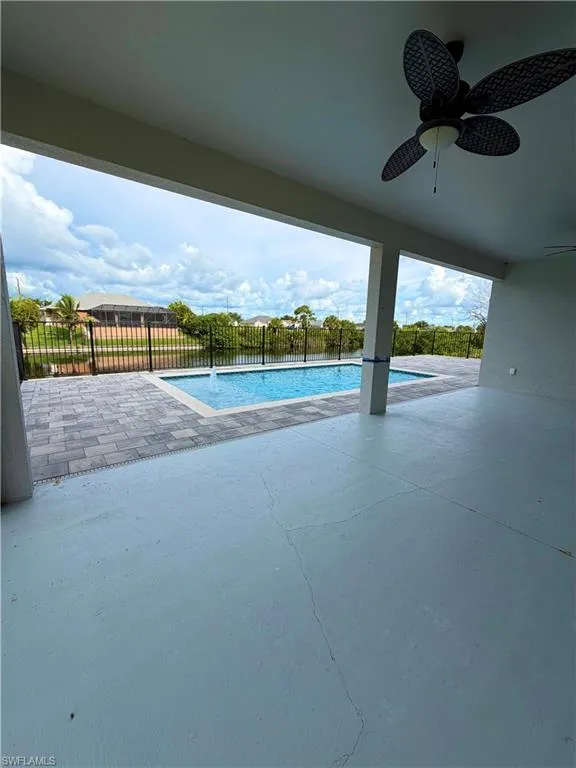 2609 NE 5th Place Cape Coral, FL 33909