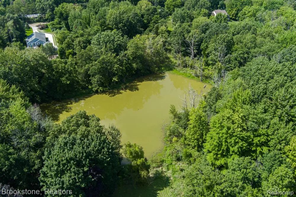 Allen Road Independence Charter Township, MI 48348