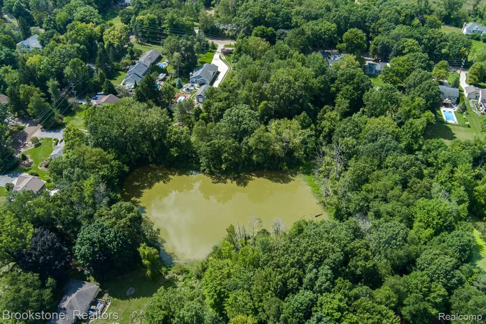 Allen Road Independence Charter Township, MI 48348