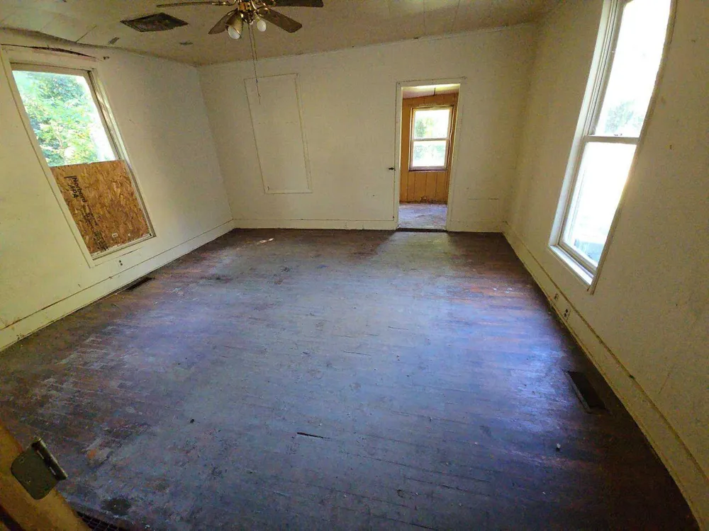1915 River Street Blackman Charter Township, MI 49202