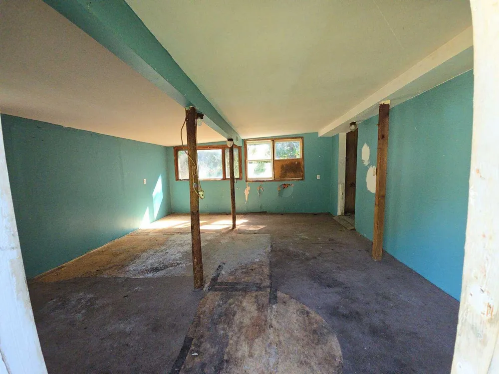 1915 River Street Blackman Charter Township, MI 49202