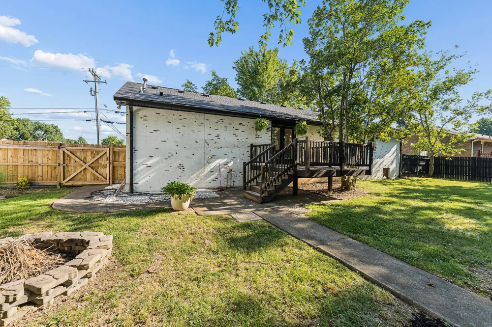 440 Lealand Ln Lebanon, TN 37087