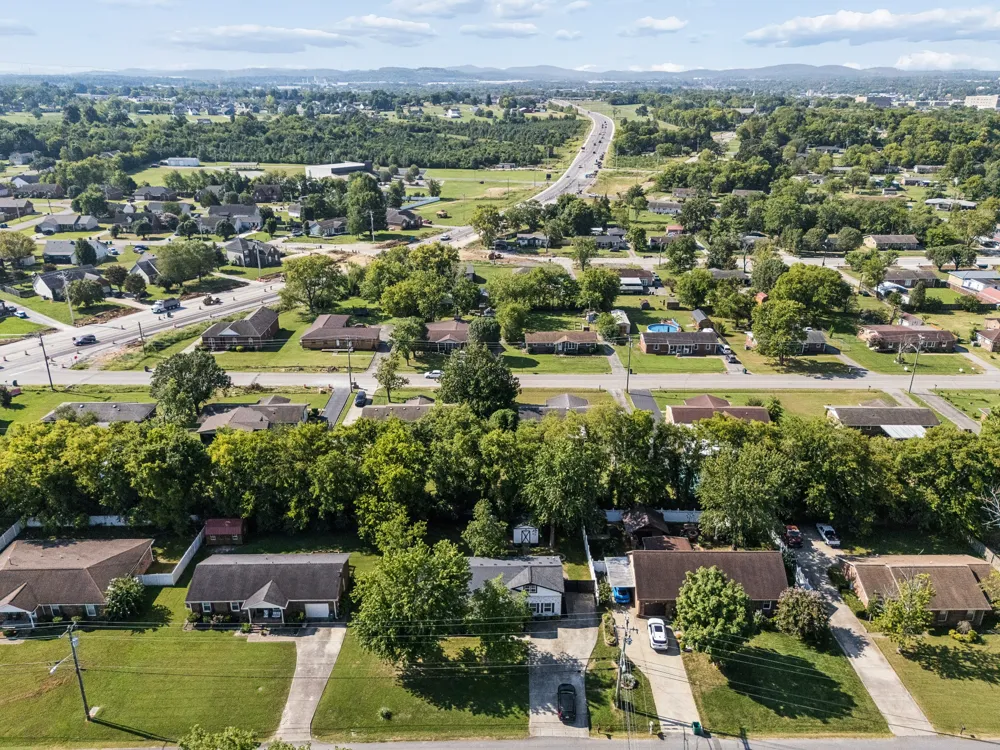 440 Lealand Ln Lebanon, TN 37087