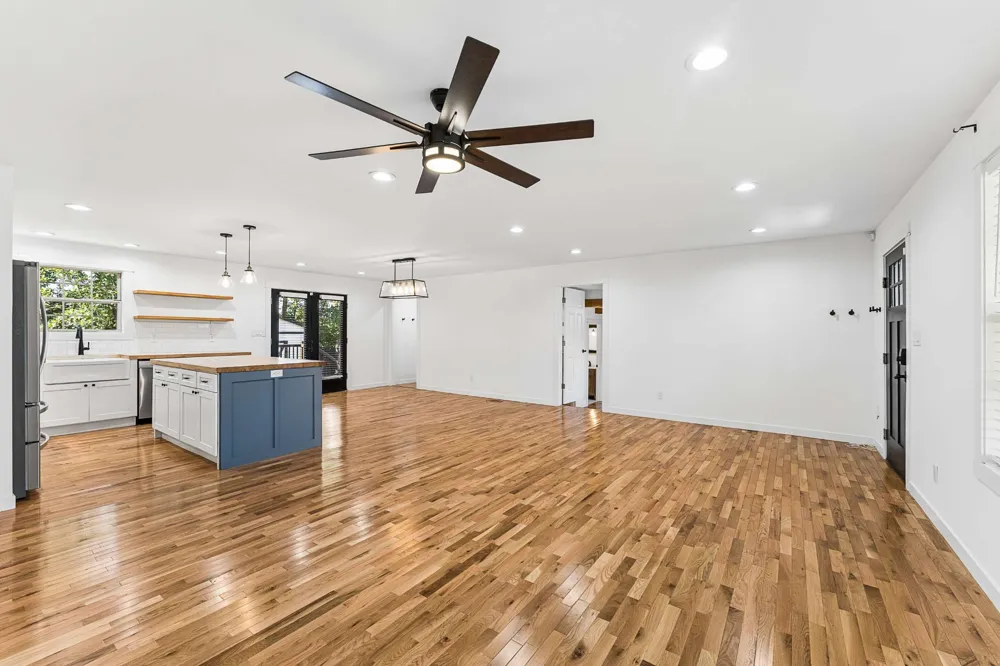 440 Lealand Ln Lebanon, TN 37087