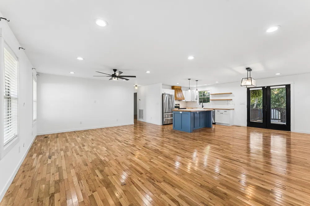 440 Lealand Ln Lebanon, TN 37087