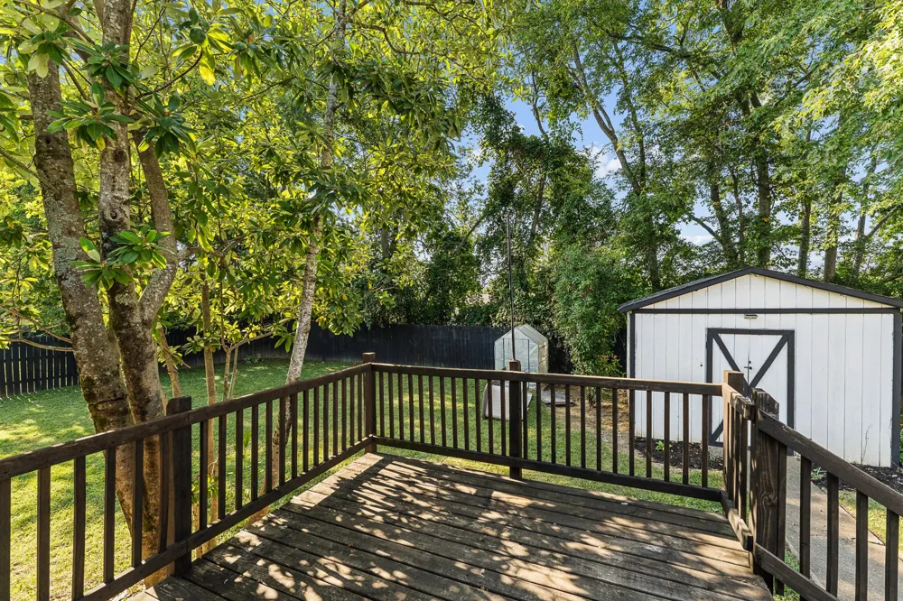 440 Lealand Ln Lebanon, TN 37087
