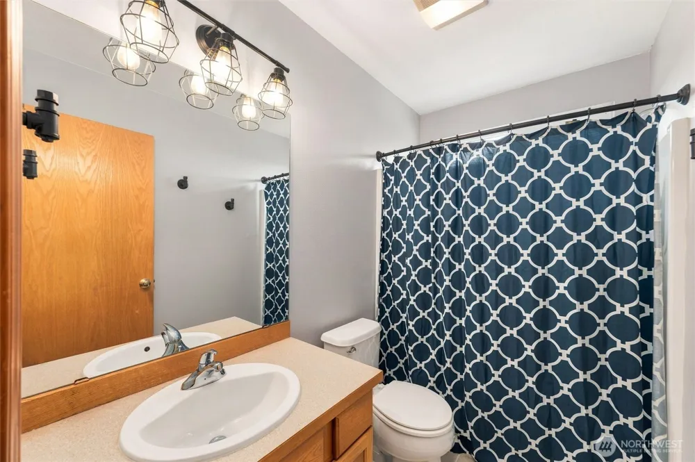 1068 Homestead Drive Burlington, WA 98233