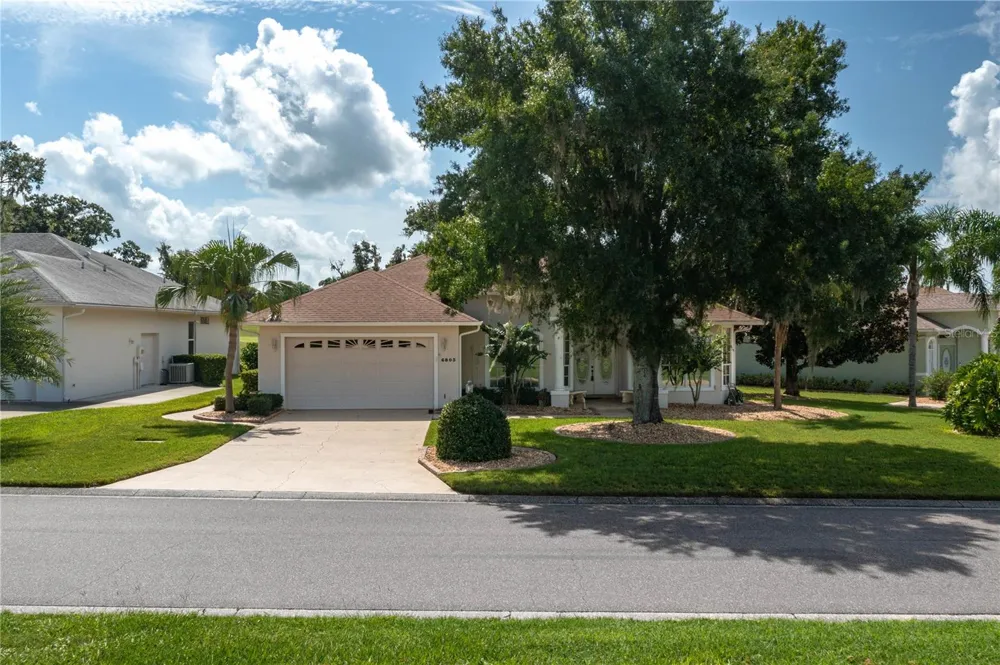 6803 HERMITAGE DRIVE Lakeland, FL 33810