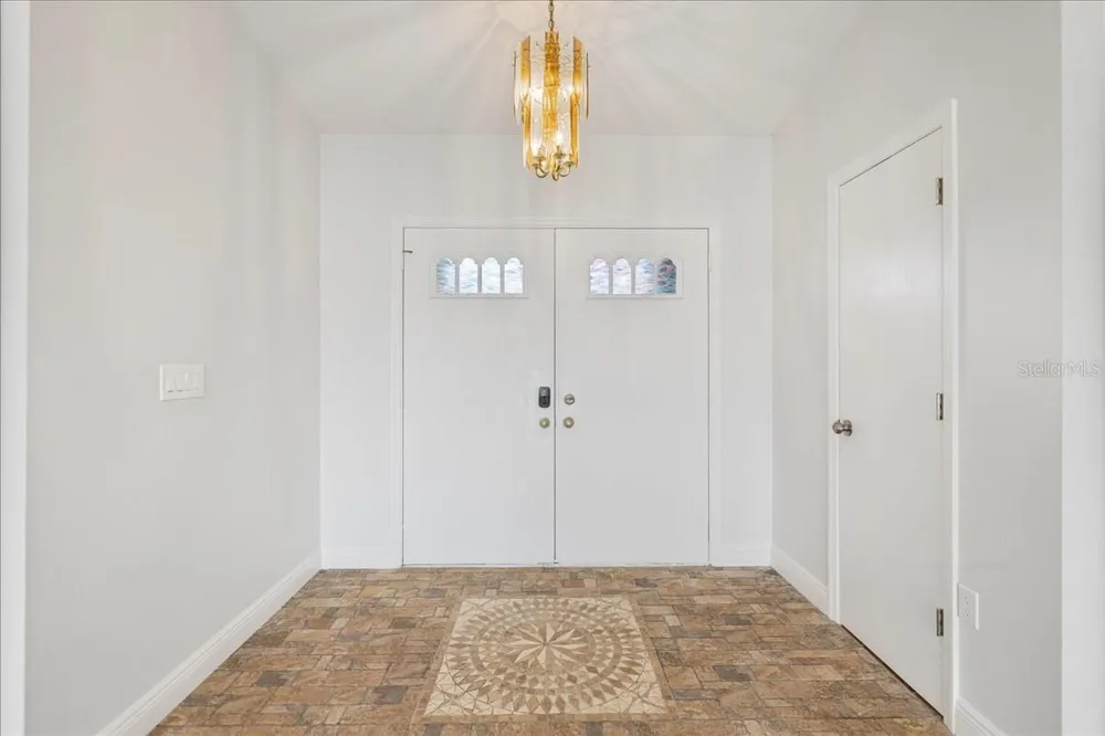 7095 BEARDSLEY STREET Englewood, FL 34224