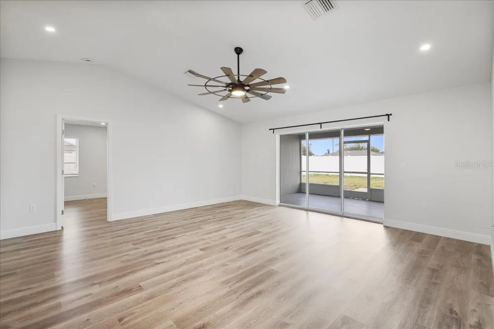 7095 BEARDSLEY STREET Englewood, FL 34224