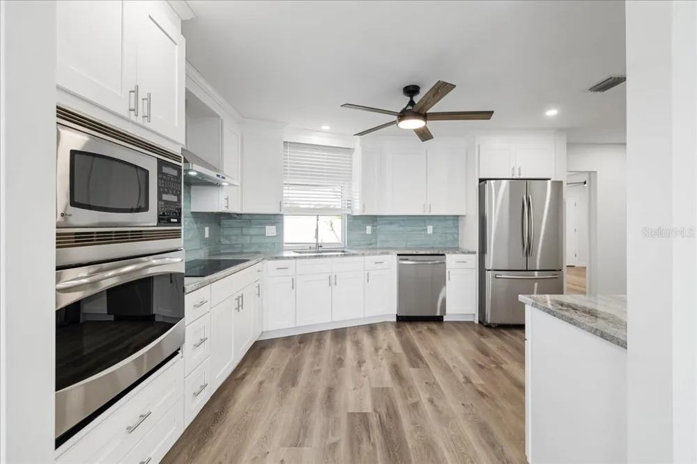 7095 BEARDSLEY STREET Englewood, FL 34224