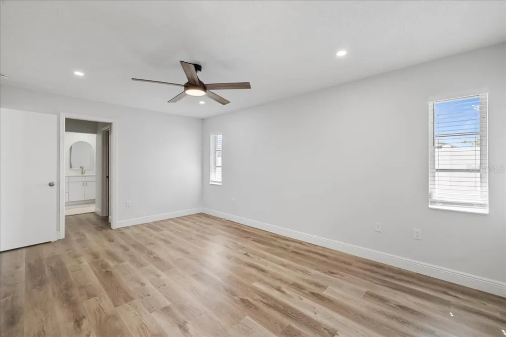 7095 BEARDSLEY STREET Englewood, FL 34224