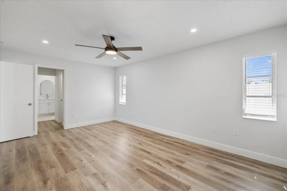 7095 BEARDSLEY STREET Englewood, FL 34224