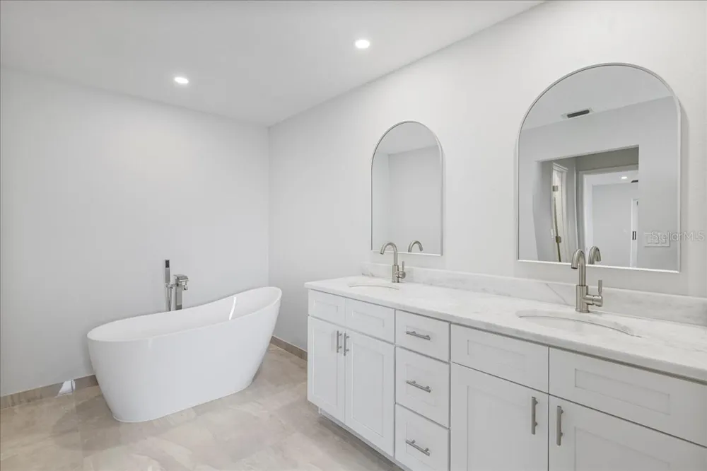7095 BEARDSLEY STREET Englewood, FL 34224