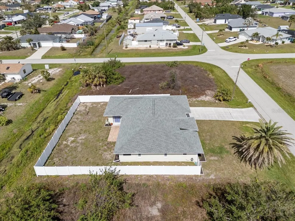 7095 BEARDSLEY STREET Englewood, FL 34224