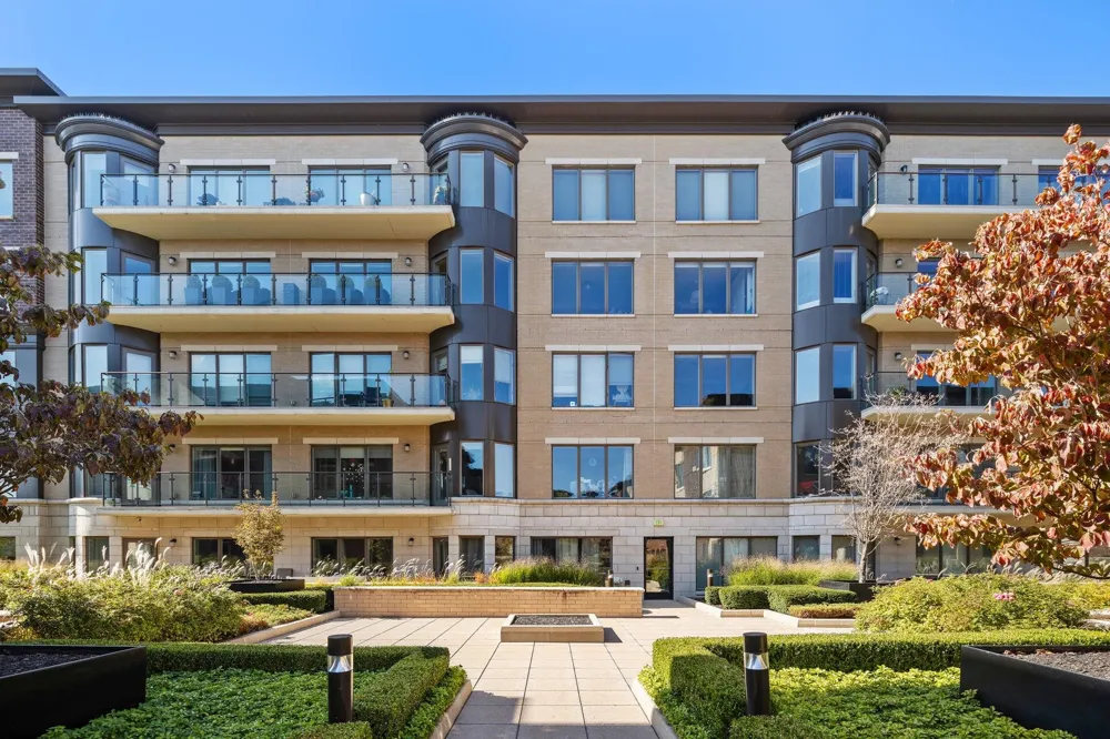 100 ETON ROW Weehawken, NJ 07086