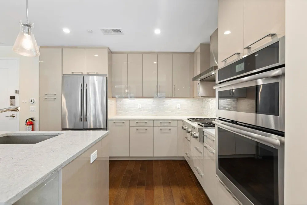100 ETON ROW Weehawken, NJ 07086
