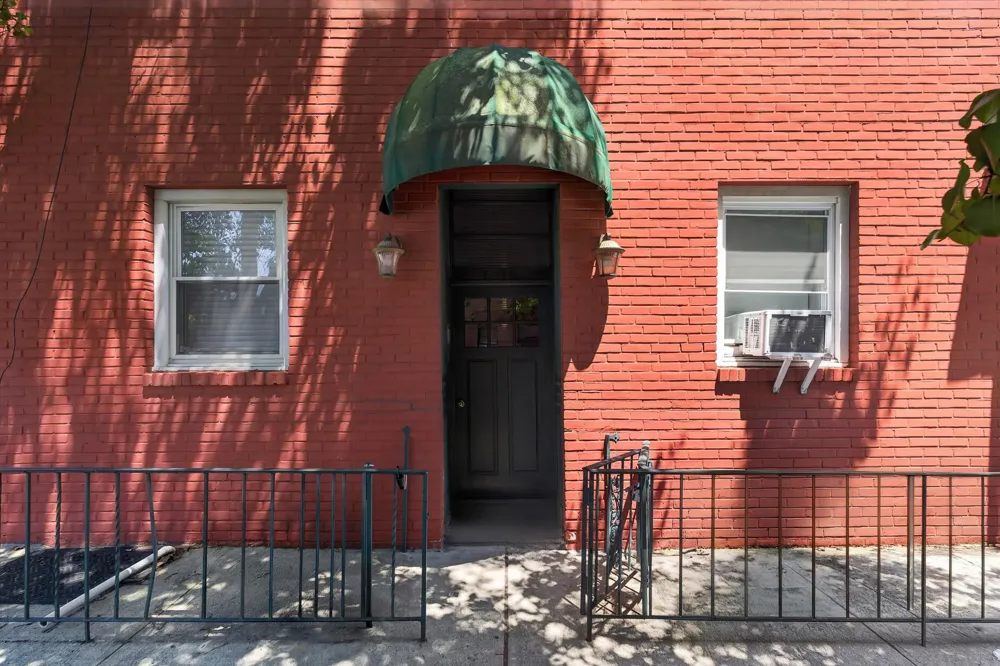 606 1ST ST Hoboken, NJ 07030