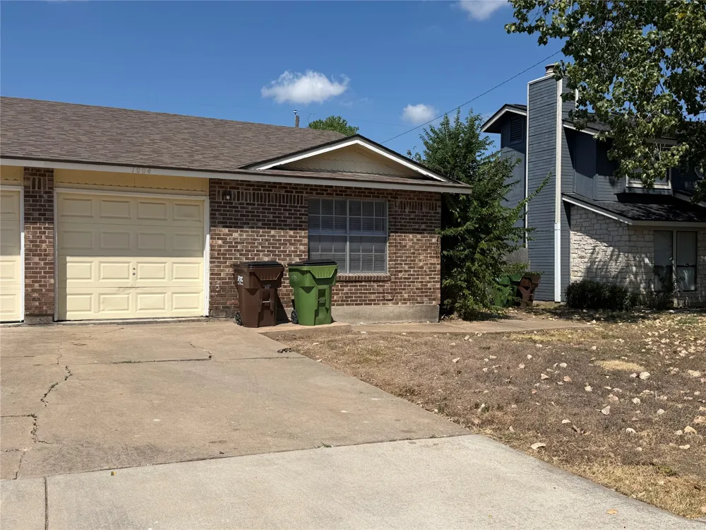 1004 Ridgemont Street Round Rock, TX 78664
