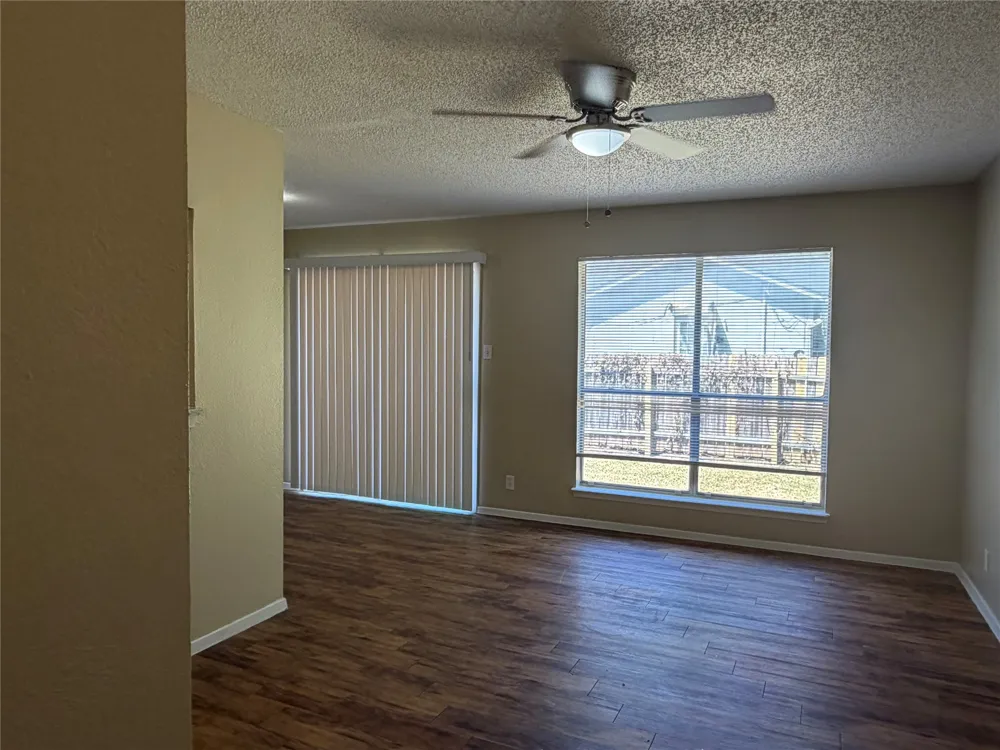 1004 Ridgemont Street Round Rock, TX 78664