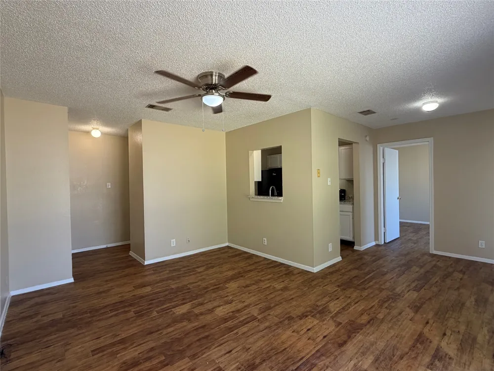 1004 Ridgemont Street Round Rock, TX 78664