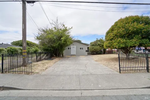 745 5th Street