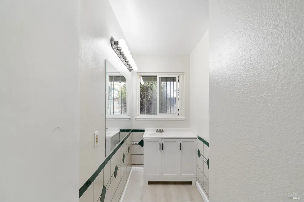 745 5th Street Vallejo, CA 94590