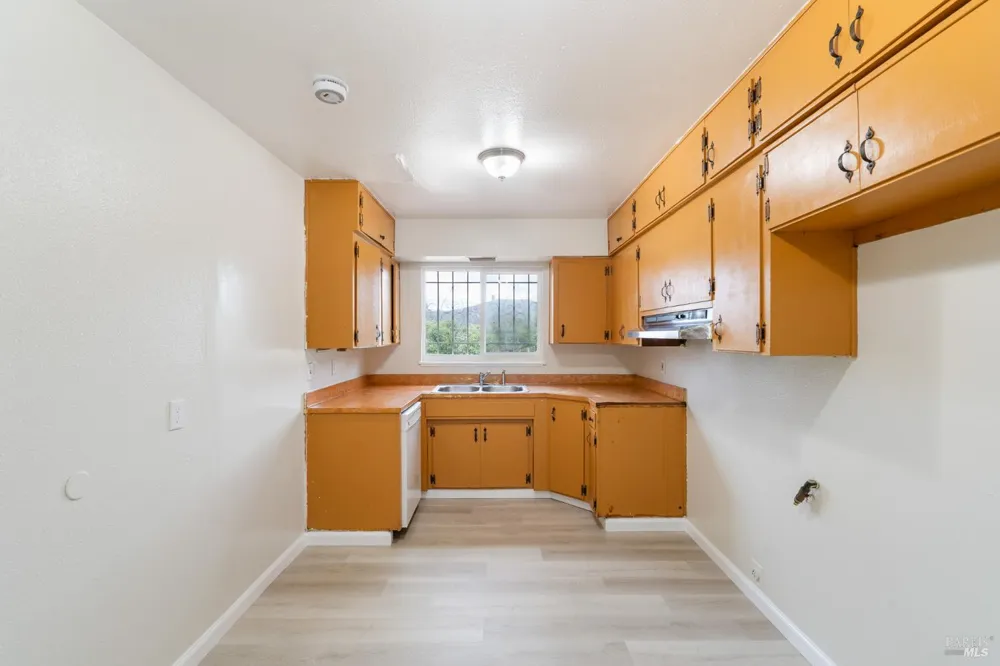745 5th Street Vallejo, CA 94590