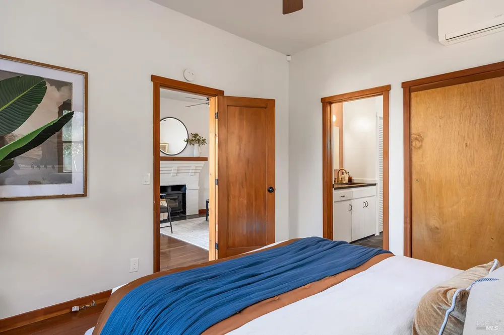 306 Pitt Avenue Sebastopol, CA 95472