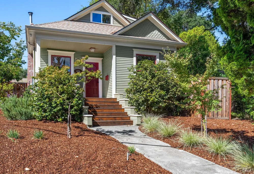 306 Pitt Avenue Sebastopol, CA 95472