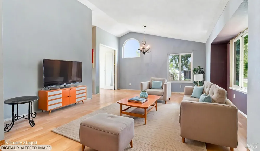 1639 Flanigan Way Petaluma, CA 94954