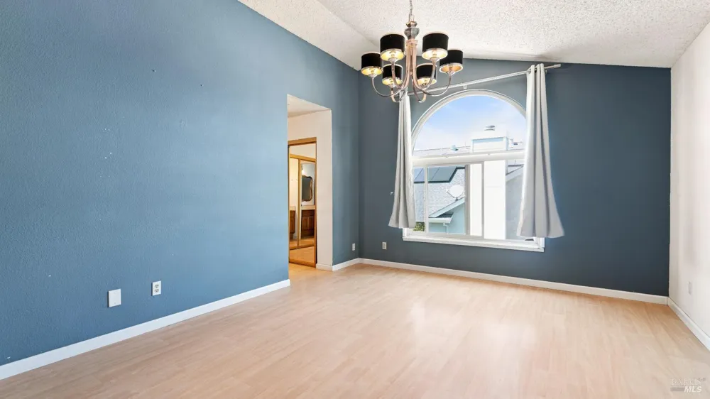 1639 Flanigan Way Petaluma, CA 94954