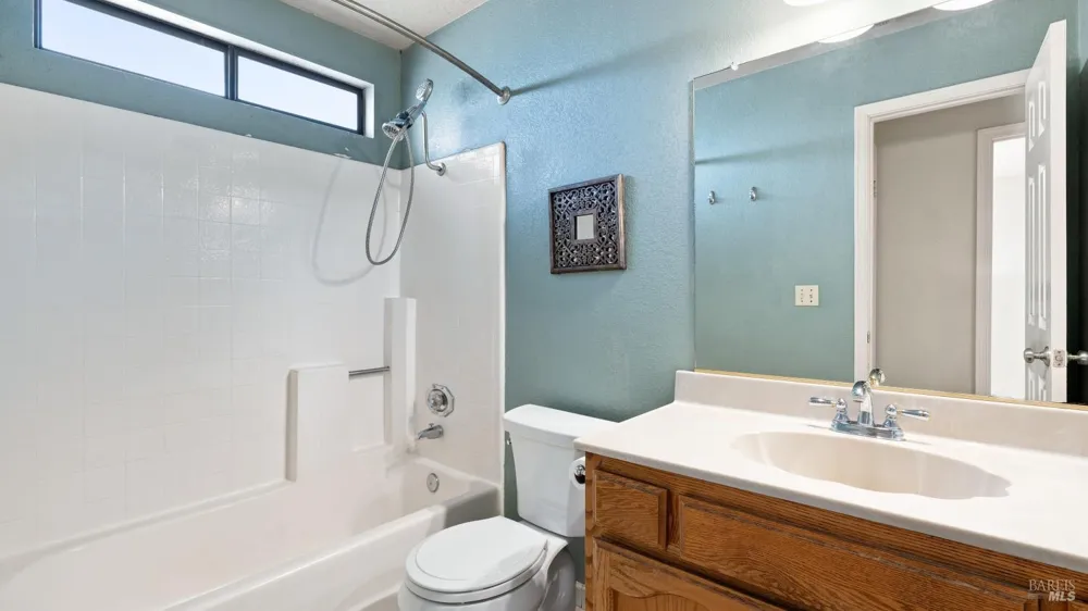 1639 Flanigan Way Petaluma, CA 94954
