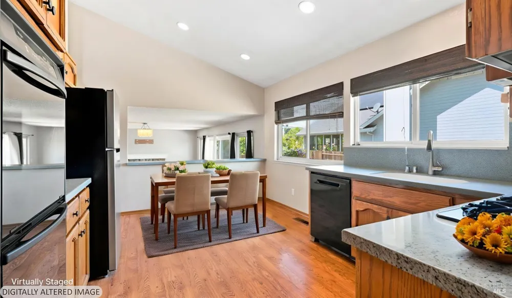 1639 Flanigan Way Petaluma, CA 94954