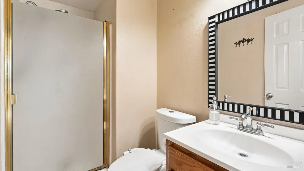 1639 Flanigan Way Petaluma, CA 94954