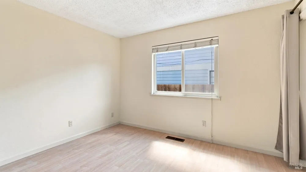 1639 Flanigan Way Petaluma, CA 94954