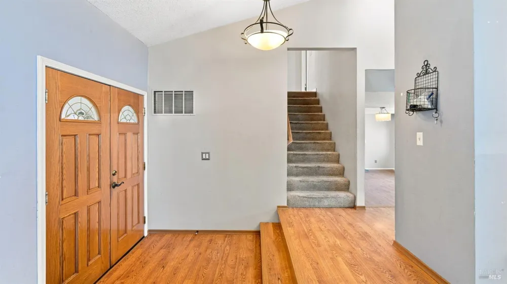 1639 Flanigan Way Petaluma, CA 94954
