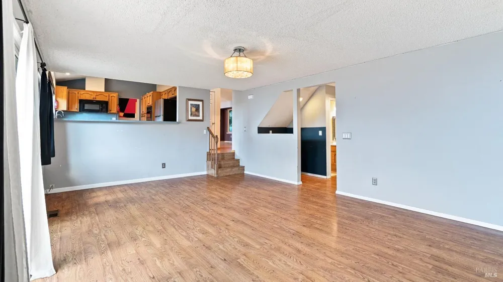 1639 Flanigan Way Petaluma, CA 94954