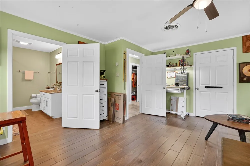 913 Park Lane Bryan, TX 77802