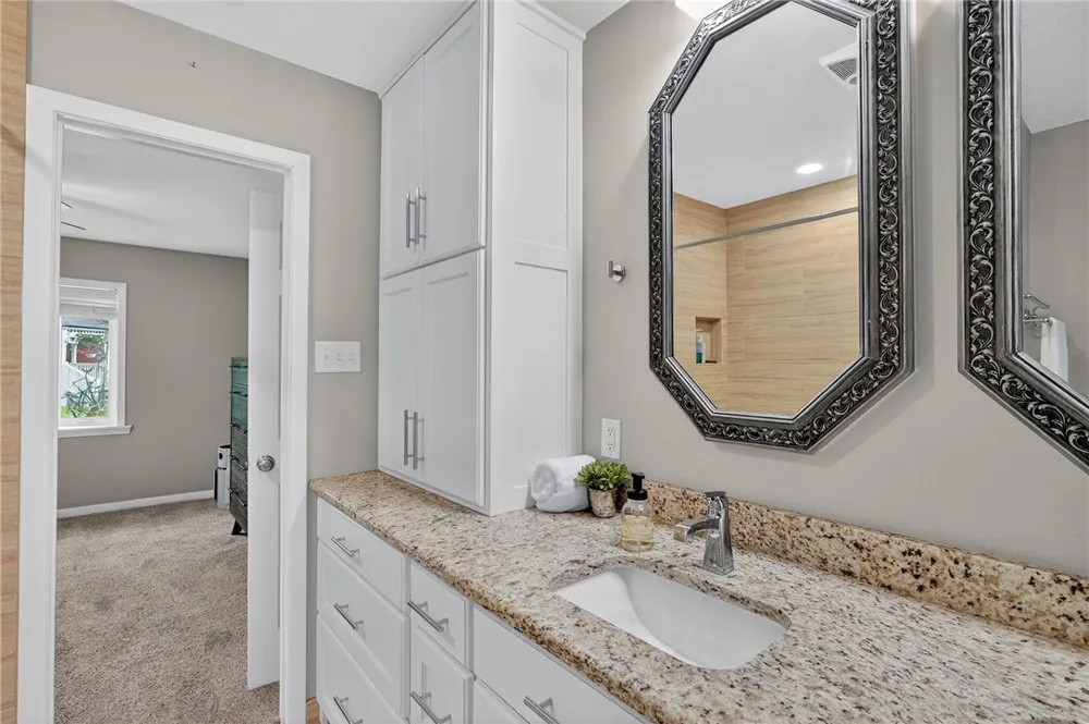 913 Park Lane Bryan, TX 77802